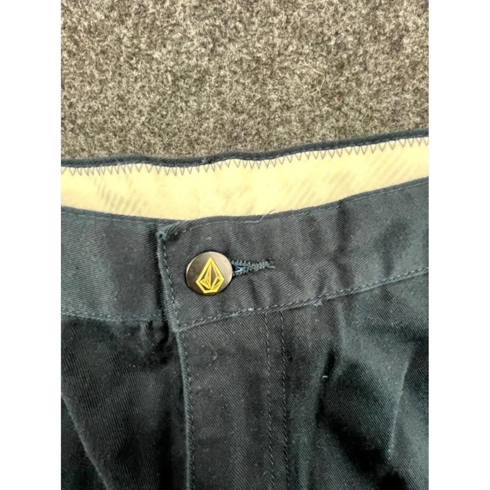 Volcom Stone Chino Shorts Mens 34 Black Flat Front Cotton Stretch Skating Hiking